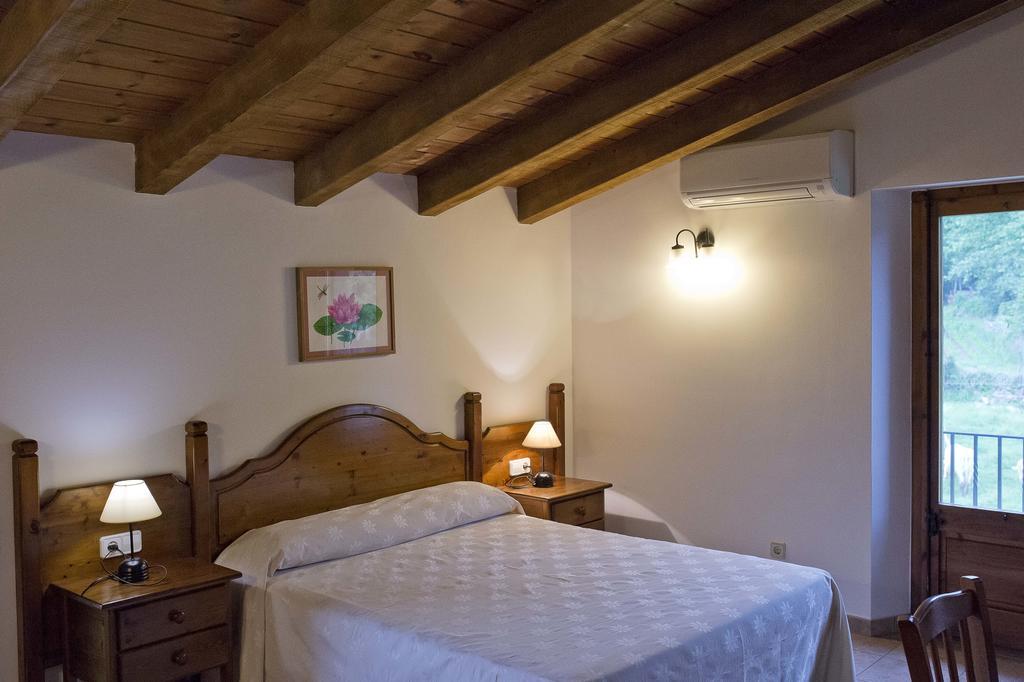 Mas El Ferres Guest House Joanetes Bagian luar foto